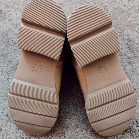 Naturalizer Cade Lug Sole Boot Porcelain Beige Size 8.5 - Picture 7 of 7